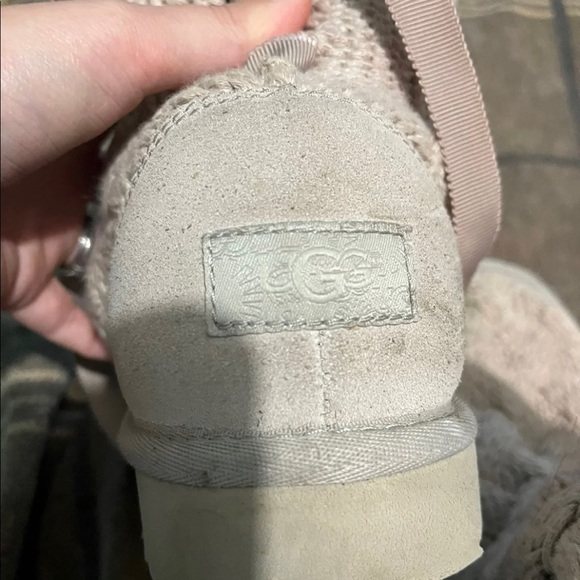 Pink uggs - Picture 4 of 6